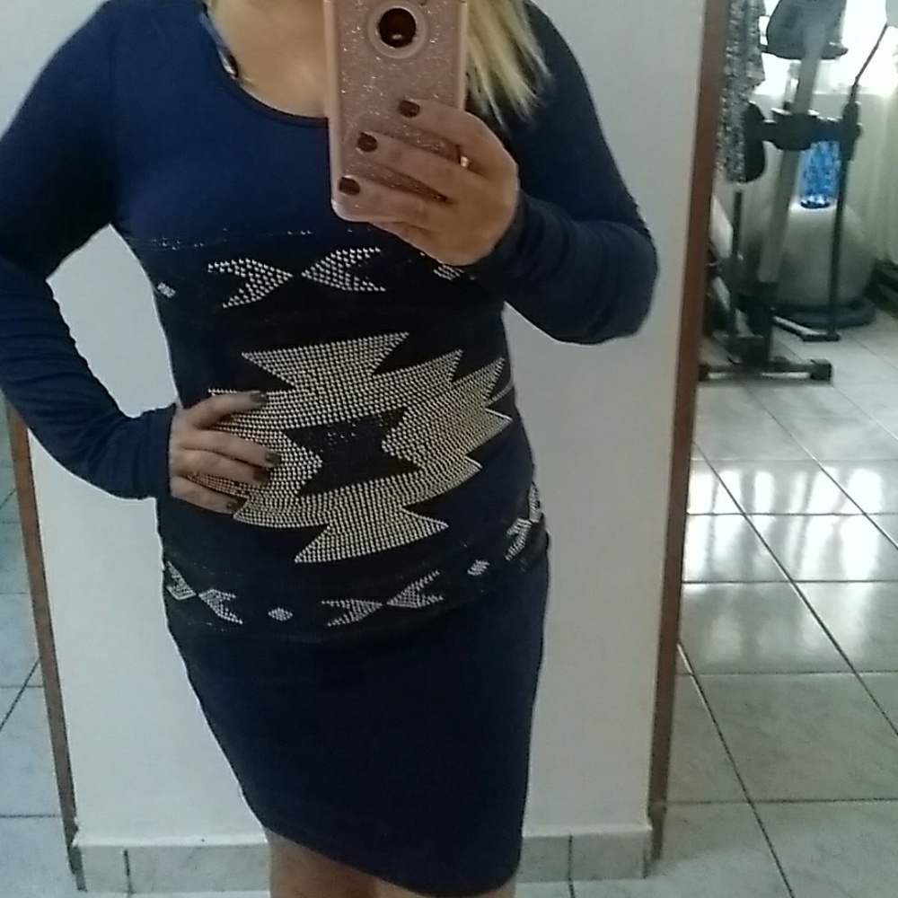 Dress - Picture 4 of 4